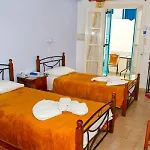 Santa Barbara Hotell Perissa (Santorini)