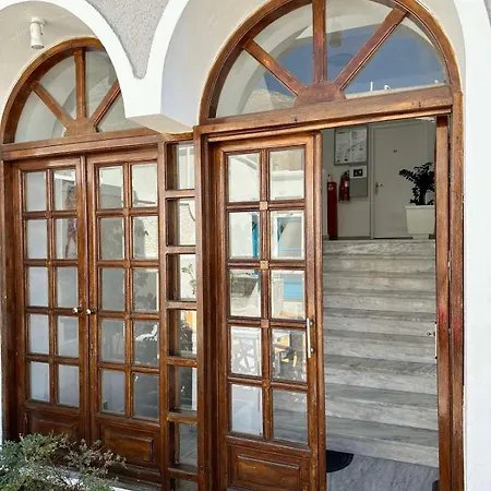 Santa Barbara 3* Perissa (Santorini)