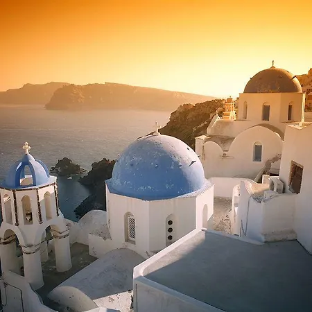 Santa Barbara Hotel Perissa (Santorini)