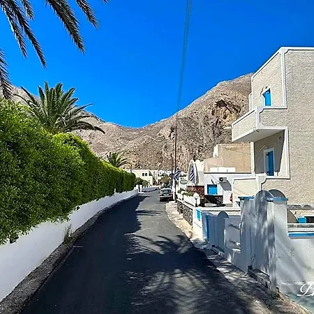 Otel Santa Barbara Perissa (Santorini)