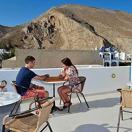 Otel Santa Barbara Perissa (Santorini)