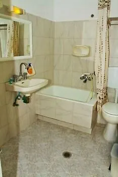 Santa Barbara Отель 3*